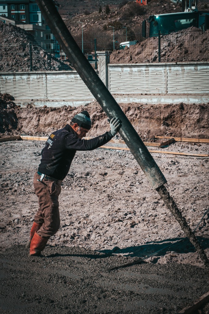 Weybridge Ready Mix Concrete Foundation Pour and Pump Operator